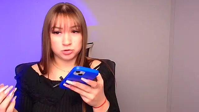 Evelina GG online show from 12-25-24, 06:41