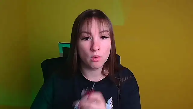 Evelina GG online show from 01-26-25, 03:47