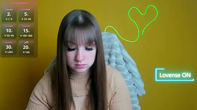 Evelina GG online show from 10-30-25, 06:37