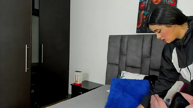 Snapshot of Dulce_amg chatting on 03-04-25, 12:22 Dulce amg online show from 03-04-25, 12:22