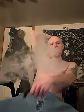 Snapshot of slam_bro chatting on 01-19-25, 02:25 slam bro online show from 01-19-25, 02:25