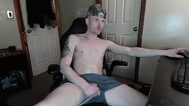 Snapshot of slam_bro chatting on 03-18-25, 03:42 slam bro online show from 03-18-25, 03:42