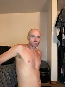 Snapshot of slam_bro chatting on 11-10-25, 01:15 slam bro online show from 11-10-25, 01:15