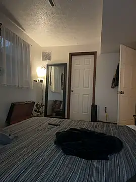 Snapshot of slam_bro chatting on 11-14-25, 12:04 slam bro online show from 11-14-25, 12:04