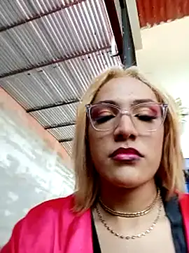 Snapshot of alexandra_lorens chatting on 03-13-25, 07:50 alexandra lorens online show from 03-13-25, 07:50