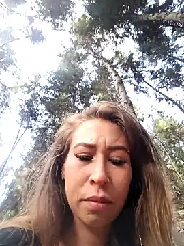 Snapshot of samy-blonde chatting on 02-21-25, 09:43 samy-blonde online show from 02-21-25, 09:43