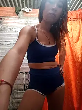 Snapshot of samy-blonde chatting on 02-25-25, 12:34 samy-blonde online show from 02-25-25, 12:34