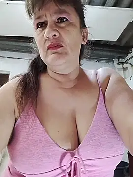 Snapshot of DirtyStefaniax chatting on 01-15-26, 04:44 DirtyStefaniax online show from 01-15-26, 04:44