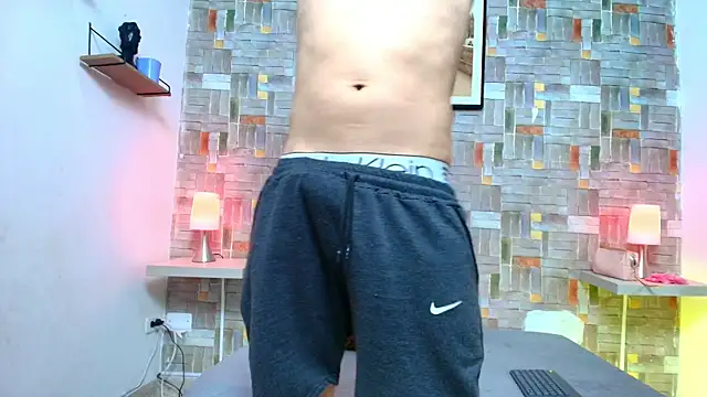 Snapshot of aaron_antonella_mds chatting on 11-22-25, 08:41 aaron antonella mds online show from 11-22-25, 08:41