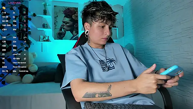 ZuryRamirez  online show from 11-02-25, 09:28