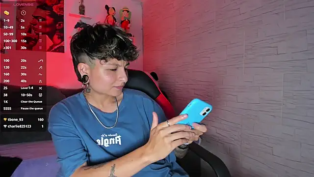 ZuryRamirez  online show from 11-09-25, 08:51