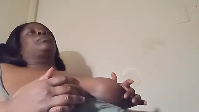 whitwhit86 online show from 09-13-25, 10:15