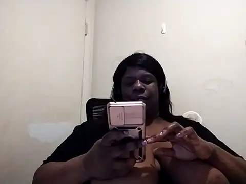 whitwhit86 online show from 10-24-25, 10:50