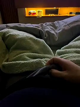 Snapshot of Hjsjsjsjjd chatting on 09-09-25, 08:03 Hjsjsjsjjd online show from 09-09-25, 08:03