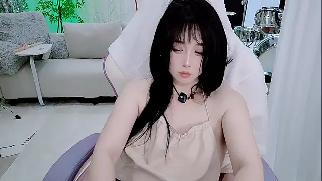 Vaness-a online show from 12-19-25, 05:20