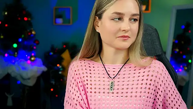 DeboraLarson online show from 12-17-24, 06:56