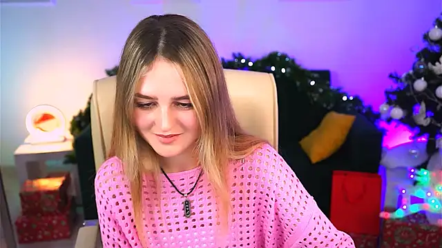 DeboraLarson online show from 12-21-24, 07:13