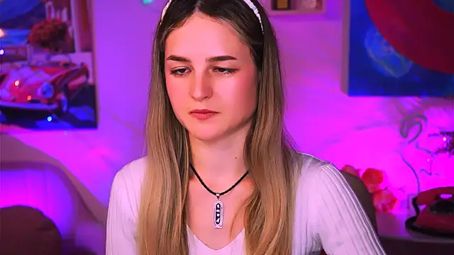 DeboraLarson online show from 01-10-25, 11:54