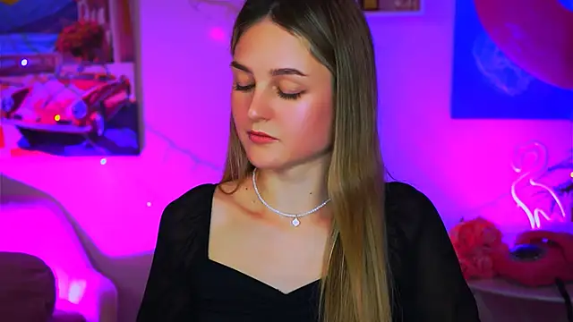 DeboraLarson online show from 01-22-25, 08:29