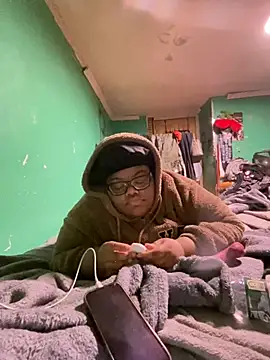 Snapshot of dondivax3 chatting on 12-20-24, 03:25 dondivax3 online show from 12-20-24, 03:25