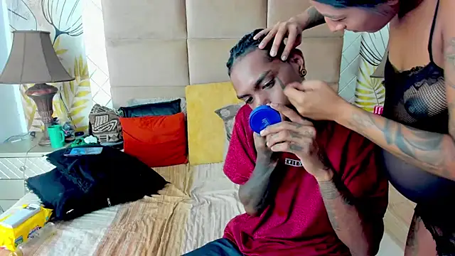 bigblackhotx1 online show from 11-05-25, 12:27