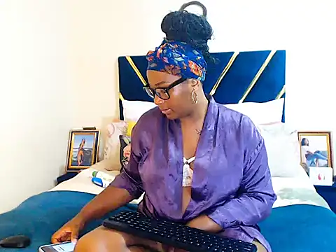 Snapshot of veronica1xxx chatting on 01-08-26, 09:06 veronica1xxx online show from 01-08-26, 09:06