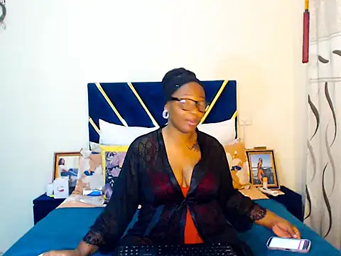 Snapshot of veronica1xxx chatting on 02-13-26, 01:01 veronica1xxx online show from 02-13-26, 01:01