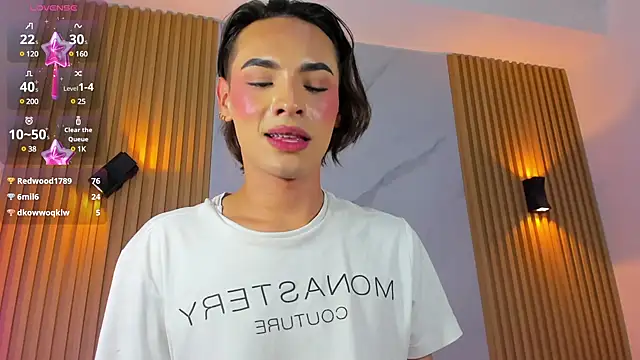 miss Ari online show from 12-11-24, 01:47