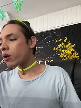 miss Ari online show from 03-09-25, 05:28