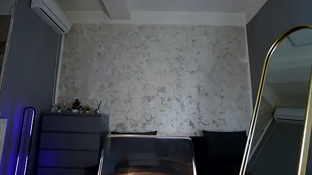 Ivy belle online show from 01-22-25, 09:02