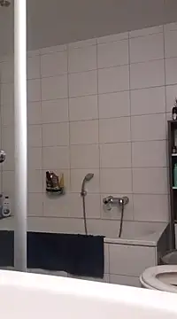 Snapshot of Harry_Boldt chatting on 12-15-24, 02:05 Harry Boldt online show from 12-15-24, 02:05