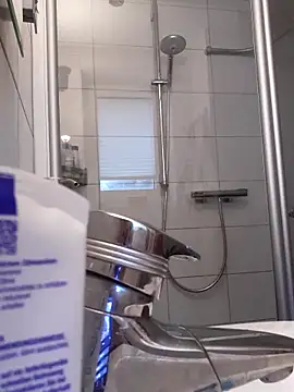 Snapshot of Harry_Boldt chatting on 02-10-25, 07:47 Harry Boldt online show from 02-10-25, 07:47