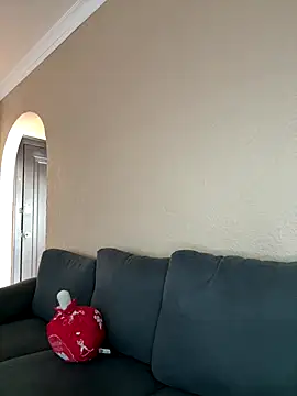 Snapshot of tillymarie34 chatting on 10-27-25, 04:33 tillymarie34 online show from 10-27-25, 04:33