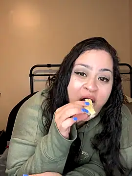 Snapshot of tillymarie34 chatting on 11-09-25, 04:11 tillymarie34 online show from 11-09-25, 04:11