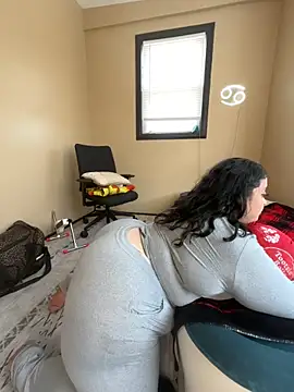 tillymarie34 online show from 02-09-26, 05:50