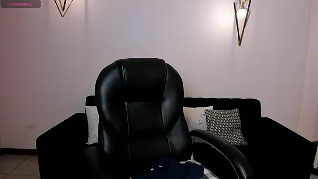 StacyWoods online show from 01-09-25, 10:41