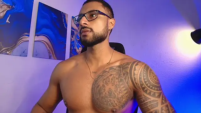 LiamGarcia1 online show from 02-27-26, 04:29