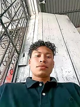 Snapshot of kgmc2 chatting on 12-17-24, 05:15 kgmc2 online show from 12-17-24, 05:15