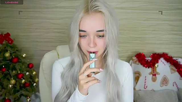 Ashley S online show from 01-04-25, 03:07