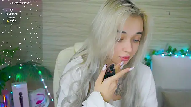 Ashley S online show from 02-12-25, 02:14