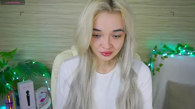 Ashley S online show from 02-17-25, 11:09