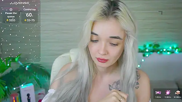 Ashley S online show from 03-09-25, 03:11