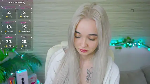 Ashley S online show from 03-18-25, 02:15