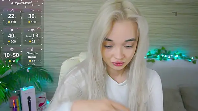 Ashley S online show from 03-19-25, 11:03