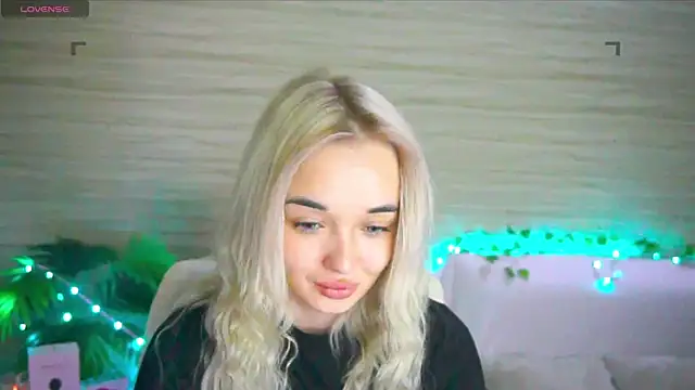 Ashley S online show from 09-26-25, 10:14