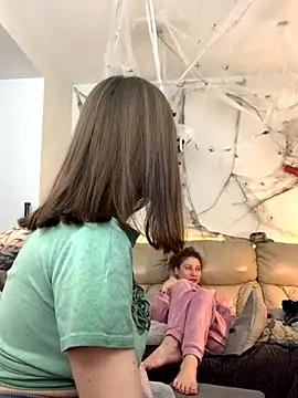 Snapshot of HotCaramellsTV chatting on 11-01-25, 07:54 HotCaramellsTV online show from 11-01-25, 07:54