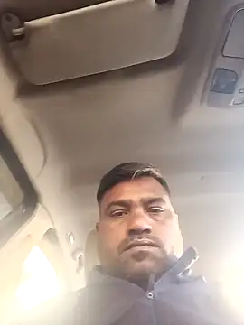 Snapshot of pintuS40 chatting on 01-04-25, 03:18 pintuS40 online show from 01-04-25, 03:18