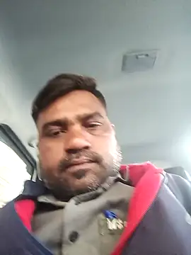 Snapshot of pintuS40 chatting on 01-07-25, 11:05 pintuS40 online show from 01-07-25, 11:05