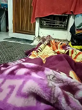 Snapshot of pintuS40 chatting on 01-08-25, 11:19 pintuS40 online show from 01-08-25, 11:19