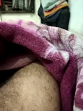 Snapshot of pintuS40 chatting on 01-10-25, 12:49 pintuS40 online show from 01-10-25, 12:49